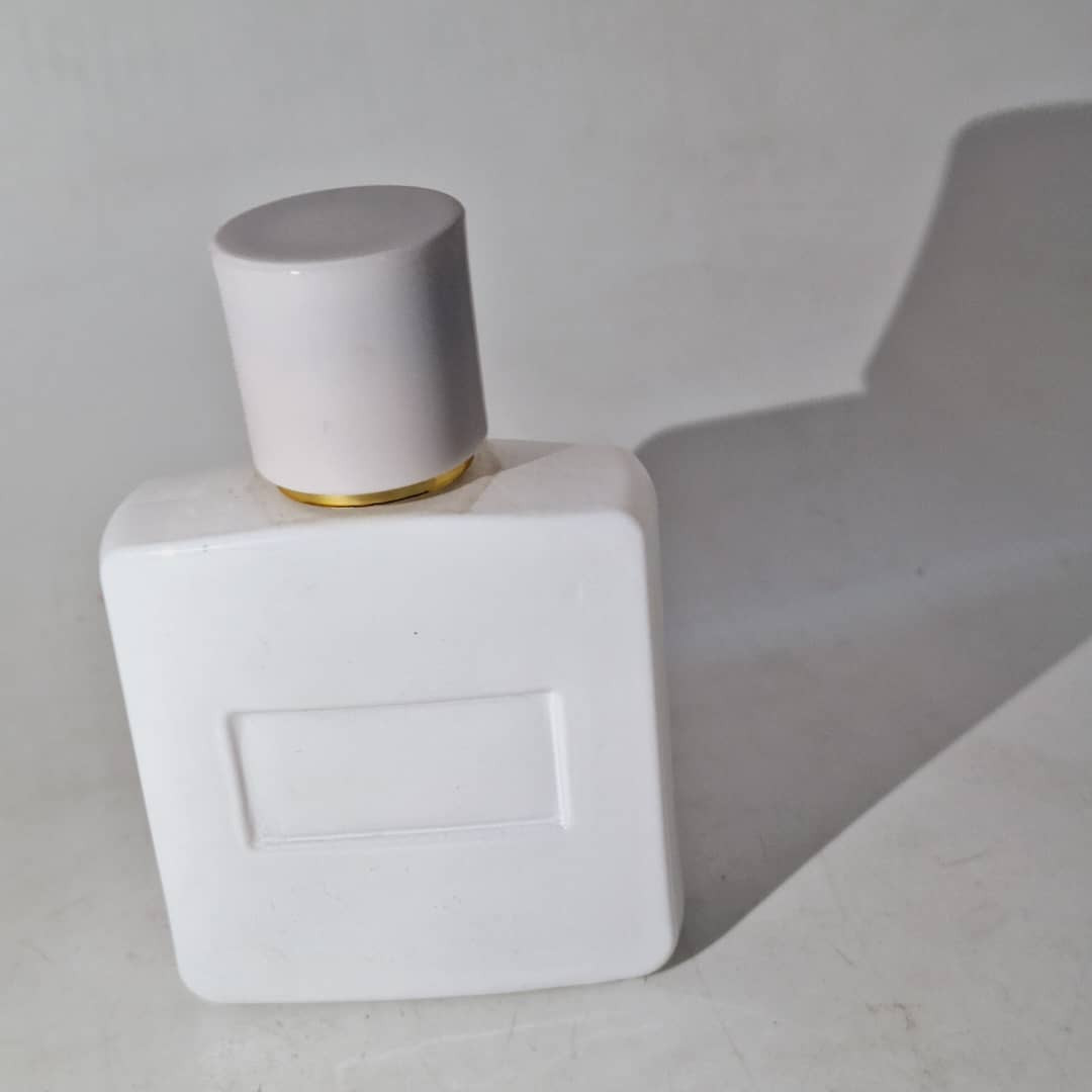 عطر رجالي Lacoste White